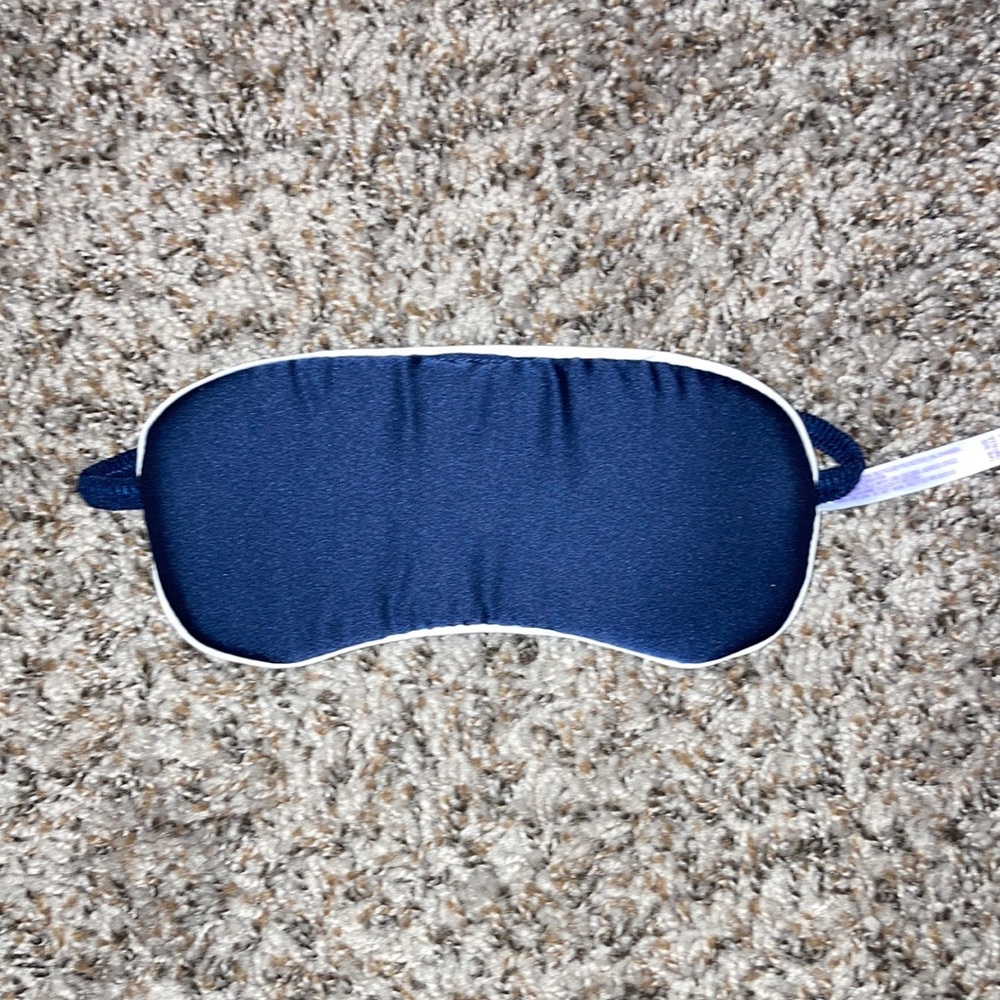 Eye mask